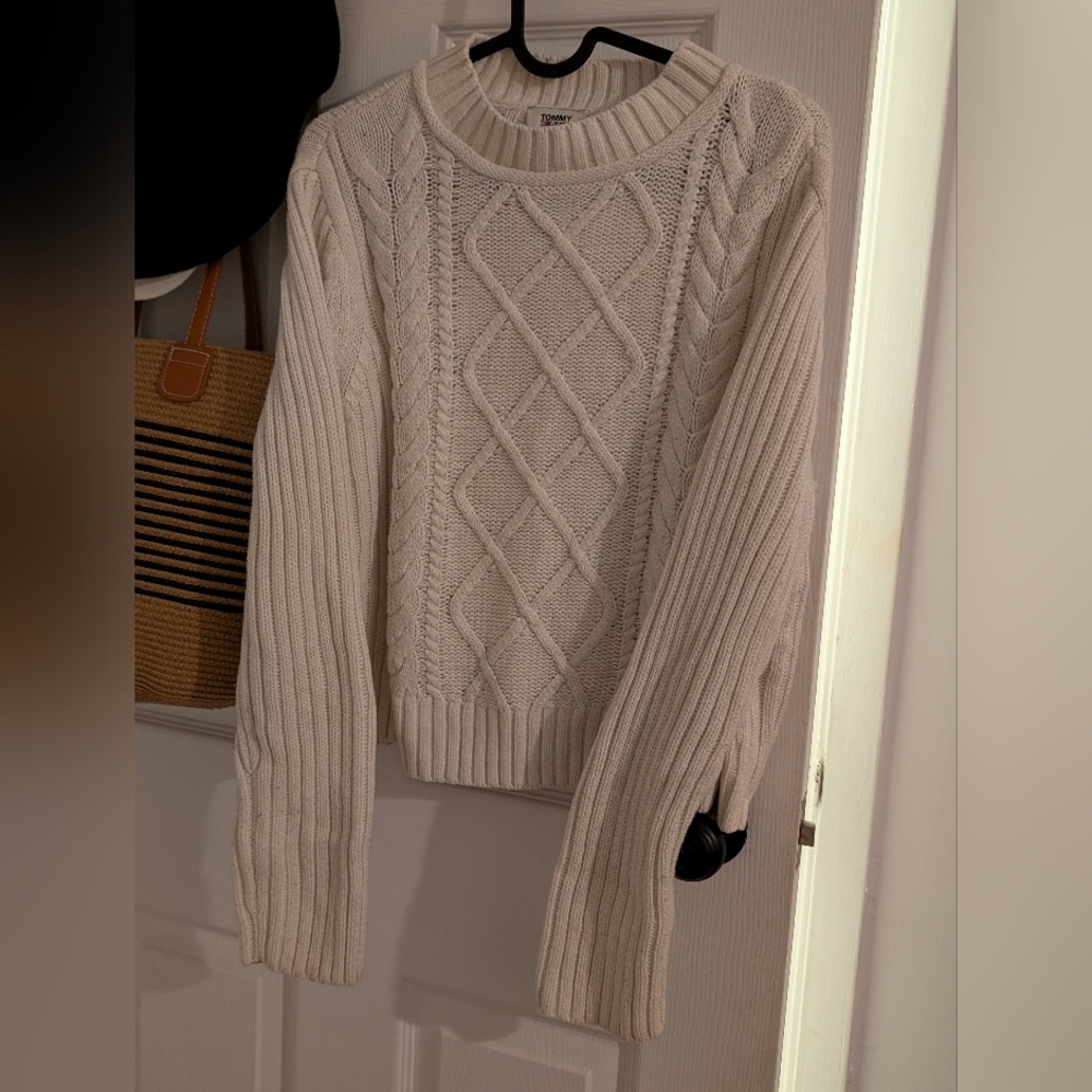 Cream Cable-Knit Women's Sweater